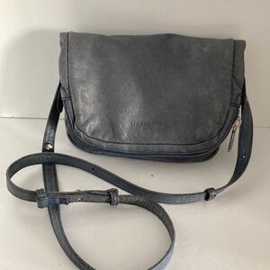 Liebeskind Berlin Blue Distressed Leather Foldover Crossbody Purse Bag EUC